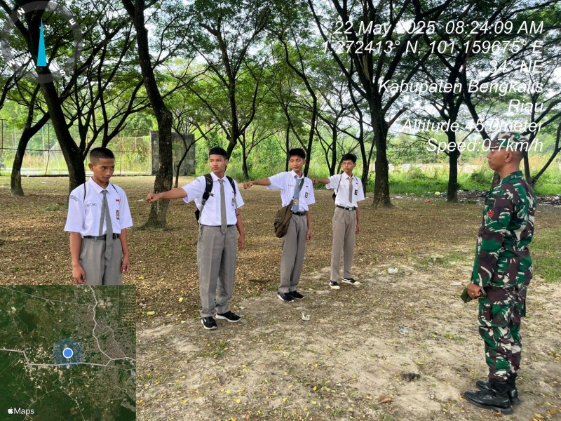 Babinsa Pratu Muhamad Hanafi Berikan Penyuluhan Pancasila Kepada siswa di kelurahan Batang Seosa, Kampung Pancasila