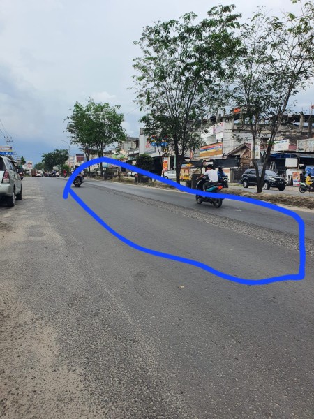 Waspada, Jalan Hang Tuah Duri Membahayakan, Berbulan Dikeruk, Kembali DIbiarkan