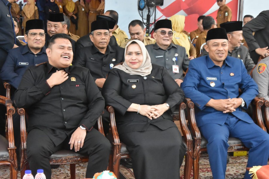 Bupati Dan Ketua DPRD Bengkalis Hadiri Penyerahan SK PPPK Paruh Waktu, Tegaskan Disiplin, Integritas, dan Evaluasi Kinerja Tiap Triwulan