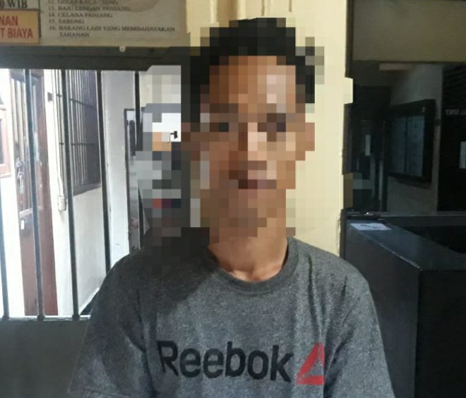 Bawa Sabu 9,6 Gram, Pria Asal Desa Sebangar Terciduk di Parkiran Amadeo
