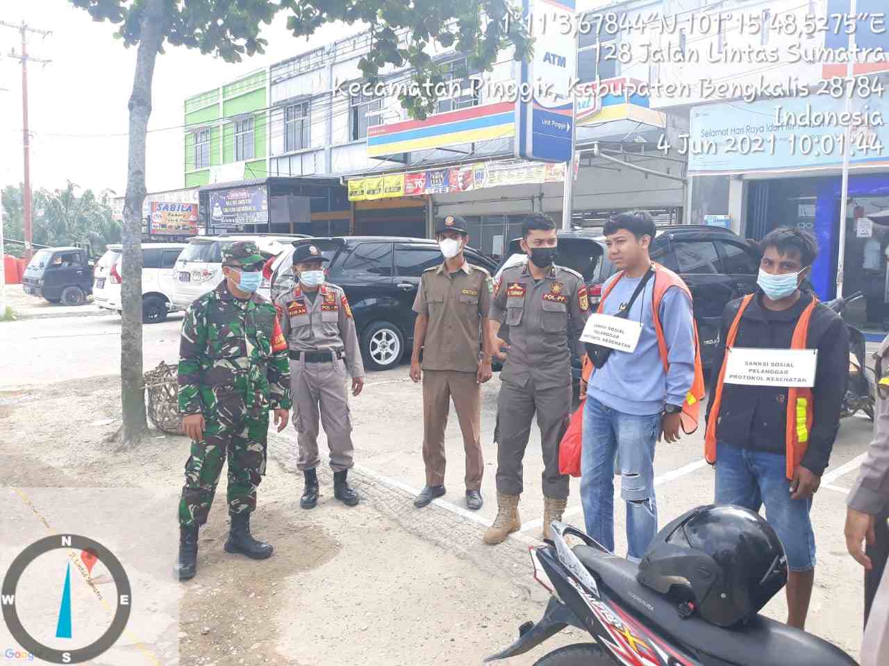 Ikuti Treatment Gabungan, Babinsa Serda A. T. Silaban Berpesan Agar Tetap Gunakan Masker