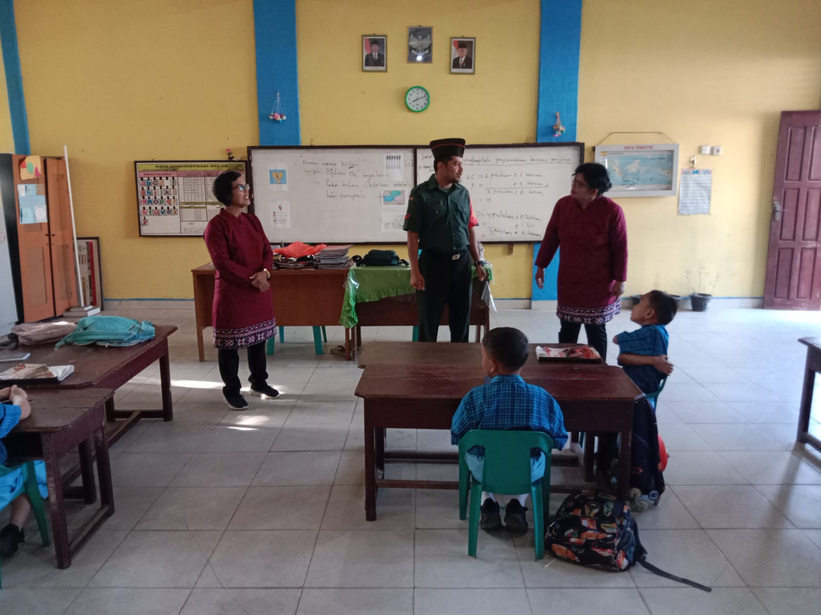 Koptu M. Khan Komsos Penyuluhan Pancasila kepada Anak TK di Air Jamban