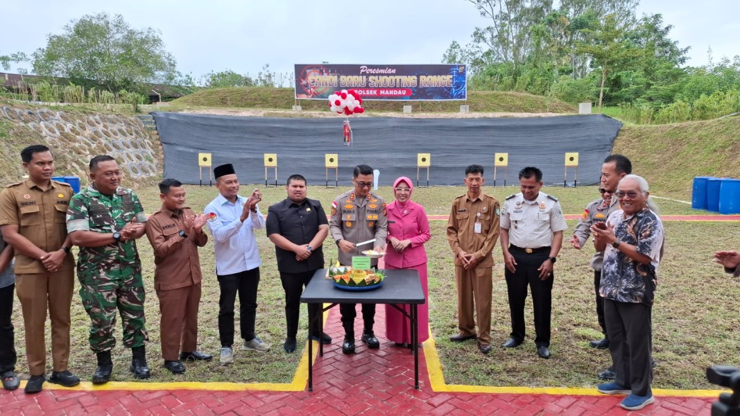 Wakil Ketua DPRD Bengkalis M. Arsya Fadillah Hadiri Peresmian Sarana Latihan Menembak di Mapolsek Mandau