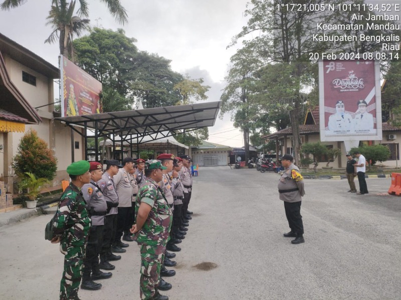 Koramil 03/Mandau Laksanakan Pengamanan Gudang Logistik dan Rapat Pleno Tingkat Kecamatan