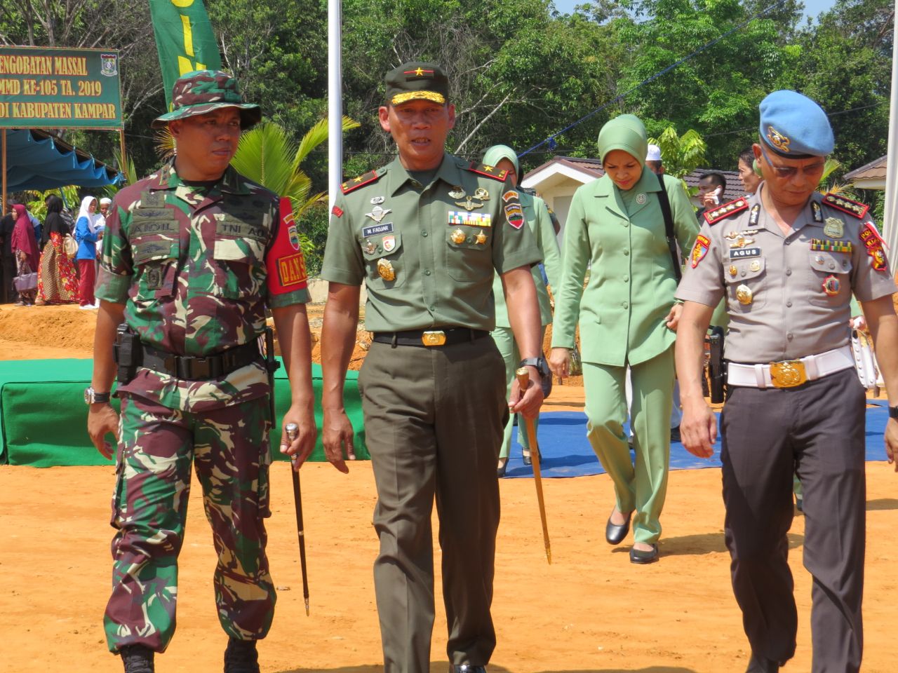 Danrem 031/Wirabima Bersama Forkopimda Tinjau Kegiatan Bakti Sosial