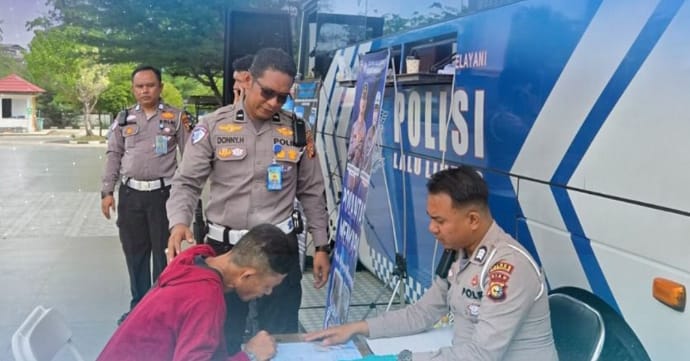 Berikan Layanan Prima, Sat Lantas Polres Bengkalis Laksanakan SIM Keliling