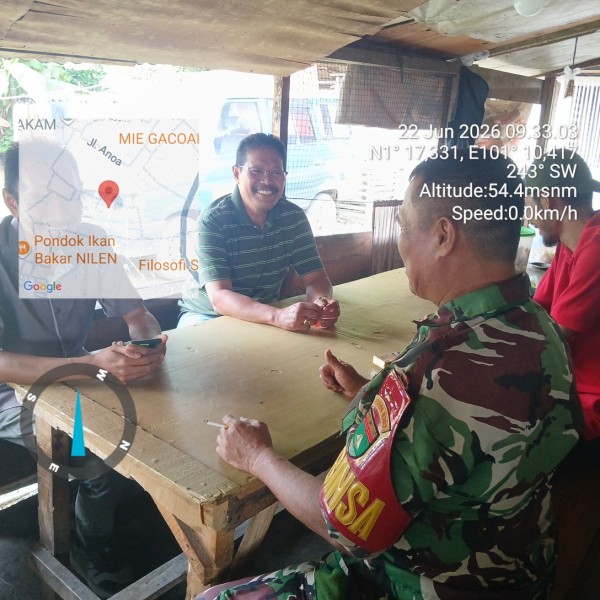Babinsa Sertu Rosdianto Berikan Pemahaman Pancasila Kepada Warga Kelurahan Air Jamban, Mandau