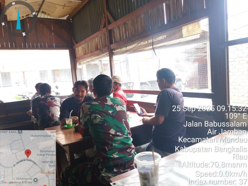 Babinsa Pratu DN. Simanungkalit Berikan Penyuluhan Pancasila di Kelurahan Air Jamban, Kampung Pancasila