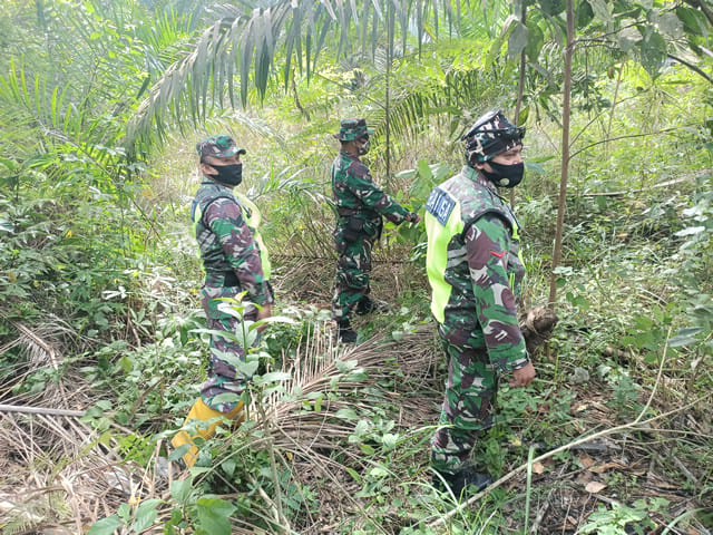 Serka N. Saragih, Serka TR. Lase dan Kopda Muchsin Patroli Karhutla