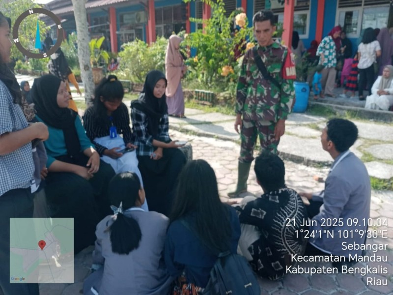 Babinsa Sertu Sutiman Berikan Penyuluhan Pancasila Kepada Warga Desa Balai Makam, Kampung Pancasila