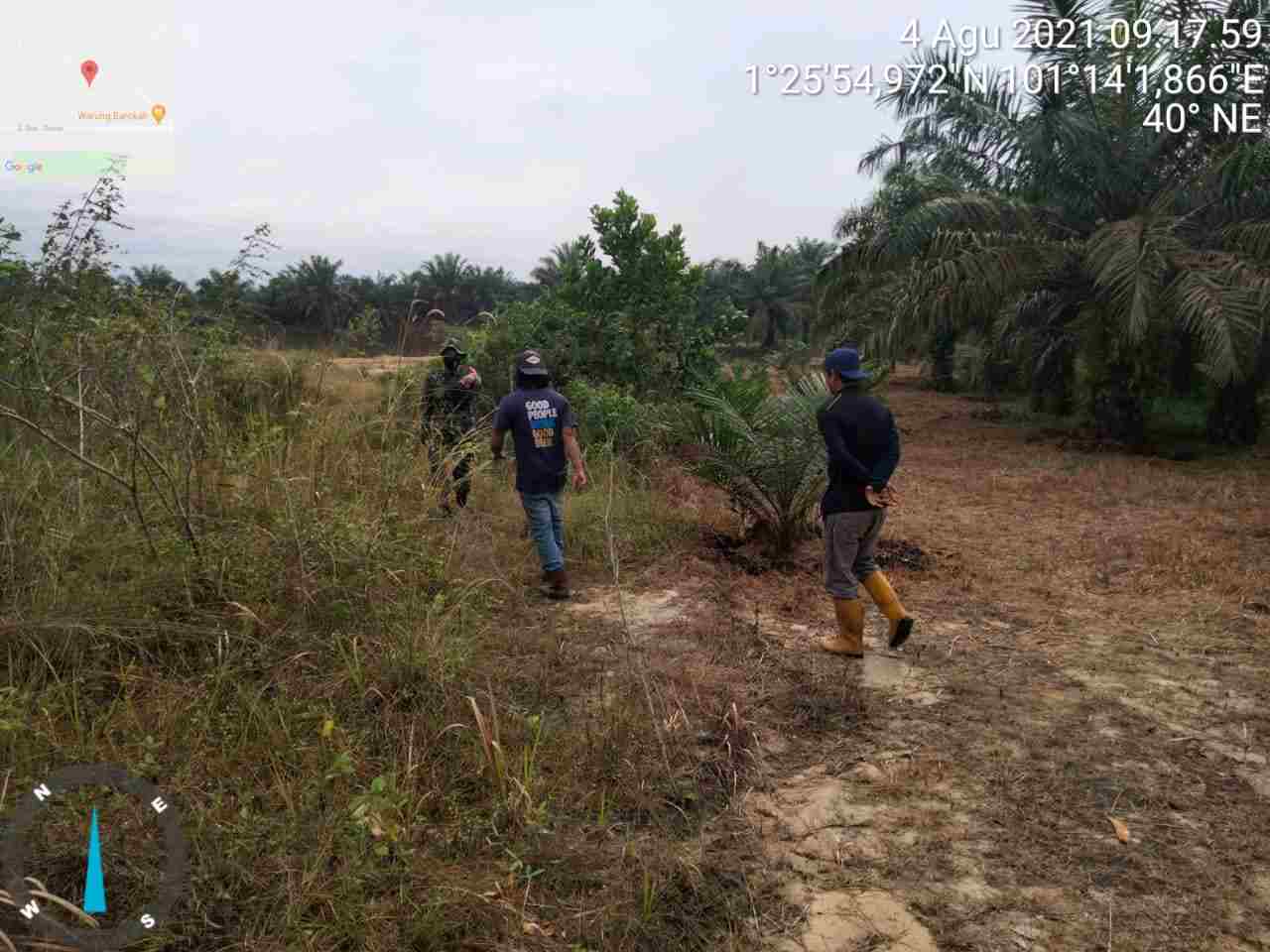 Serma Sutrisno Patroli Titik Api di Desa Kesumbo Ampai Hingga Desa Bumbung