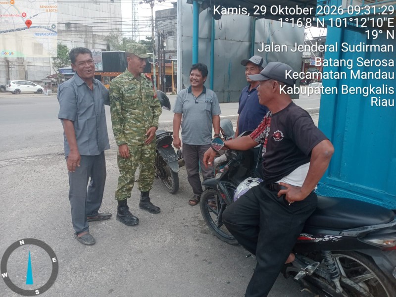 Babinsa Sertu Sutiman Berikan Pemahaman Pancasila Kepada Warga Kelurahan Batang Serosa, Mandau, Bengkalis
