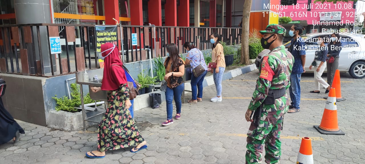 Serka Agusliadi Laksanakan Himbauan Protkes di Mall Mandau City