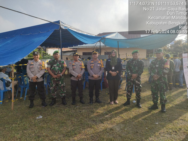 Danramil 03/Mandau Turun Ke Lokasi PSU TPS 4 Babussalam Beserta Anggota Babinsa