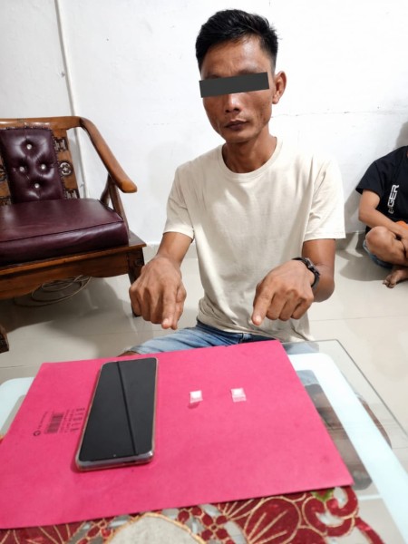 Simpan Sabu Dibalik Casing HP, MSL alias MI Masuk Sel