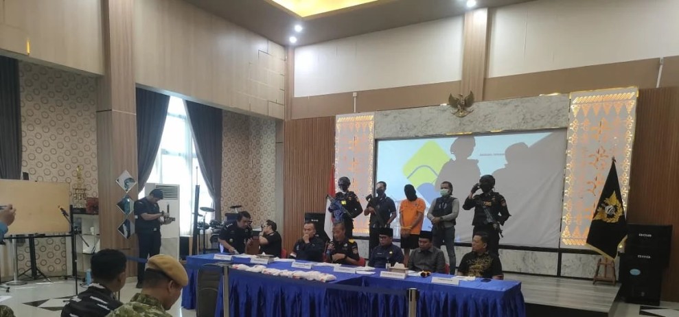 Sinergi BNNK dan Bea Cukai Dumai Gagalkan Penyelundupan 5,3 Kg Sabu dari Malaysia