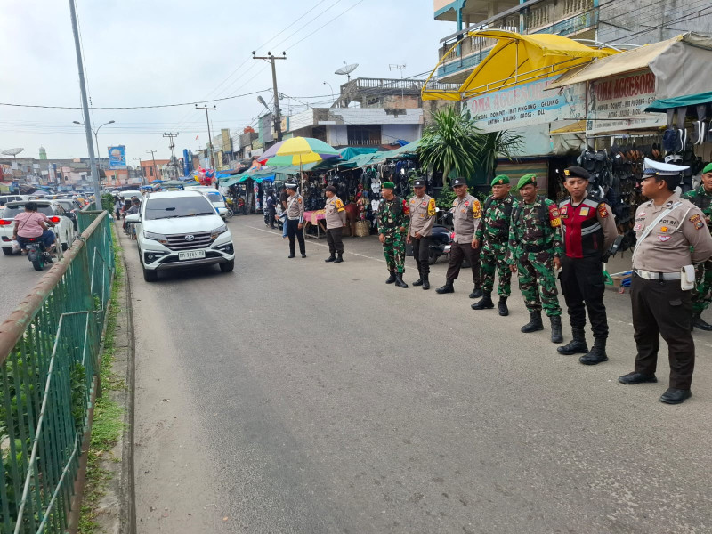 DPP Sertu Alinaspi Berpatroli Bersama Sinergritas TNI-Polri di Wilayah Kecamatan Mandau