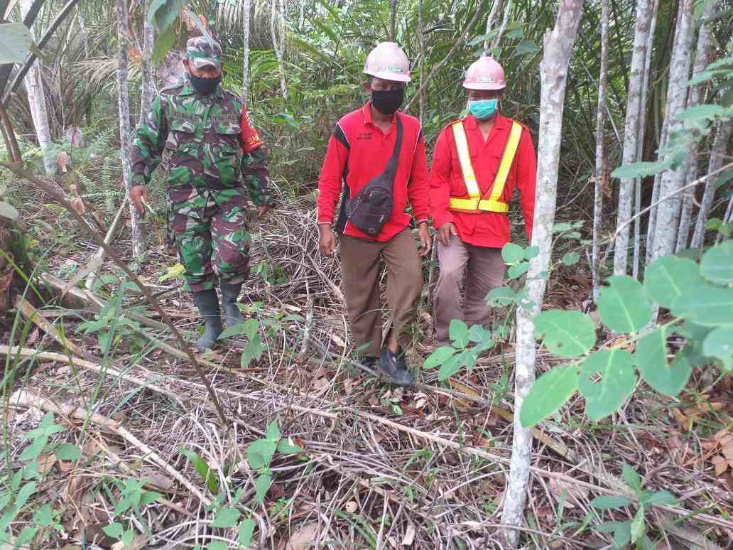Serda P. Sinaga laksanakan Patroli Karhutla di Desa Tasik Tebing Serai