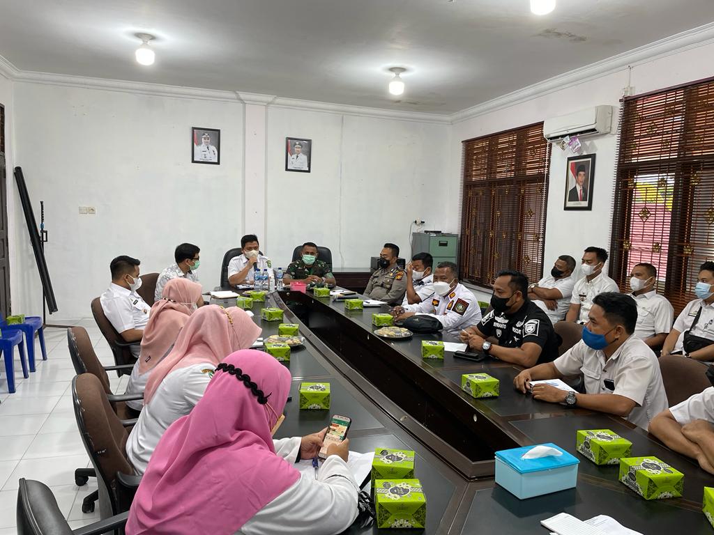 Hadiri Rapat Kordinasi Pembentukan Posko PPKM, Danramil 03/Mandau Berpesan Tetap Protkes