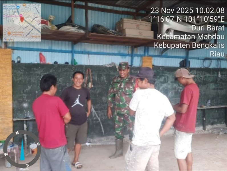 Babinsa Sertu A. Junaidi Berikan Penyuluhan Pancasila Kepada Warga Kelurahan Duri Barat, Mandau