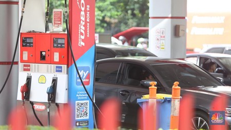 Resmi Turun, Berikut Daftar Lengkap Harga BBM di SPBU Pertamina Per 1 Oktober 2024