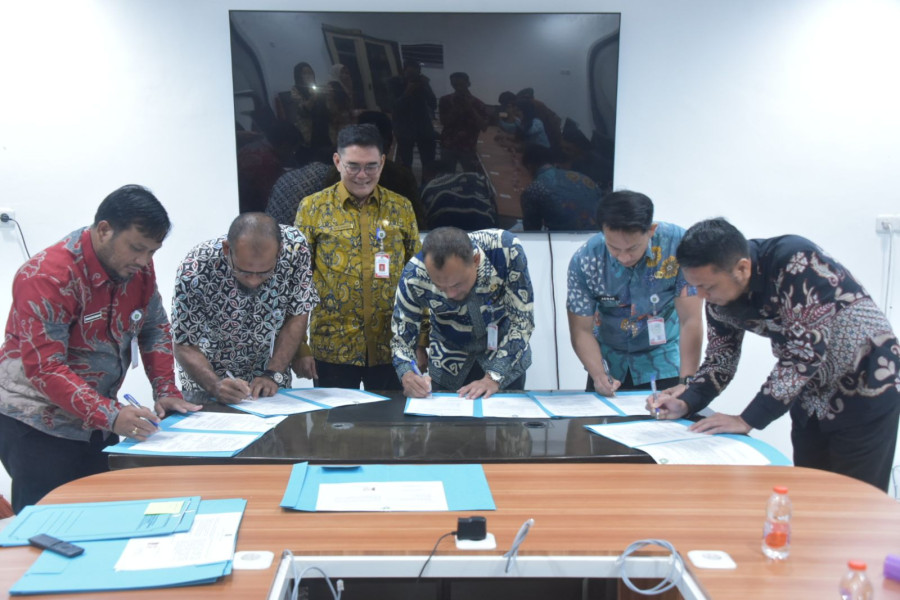 Pejabat Diskominfotik Bengkalis, Tandatangan Pakta Intergritas dan Perjanjian Kinerja 2025