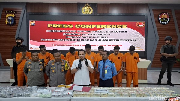 Dalam Sepekan, Polda Riau Ungkap 76 Kg Sabu-41 Ribu Butir Ekstasi Diberbagai Tempat