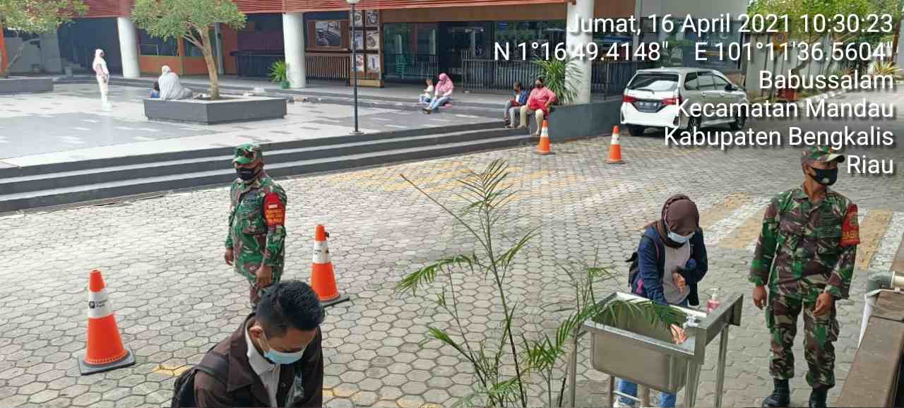 Serka Tr. Lase Cek Pengunjung Mall Mandau City Mandau