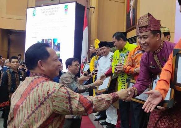 Pekanbaru Raih Penghargaan Kota Sehat di Indonesia