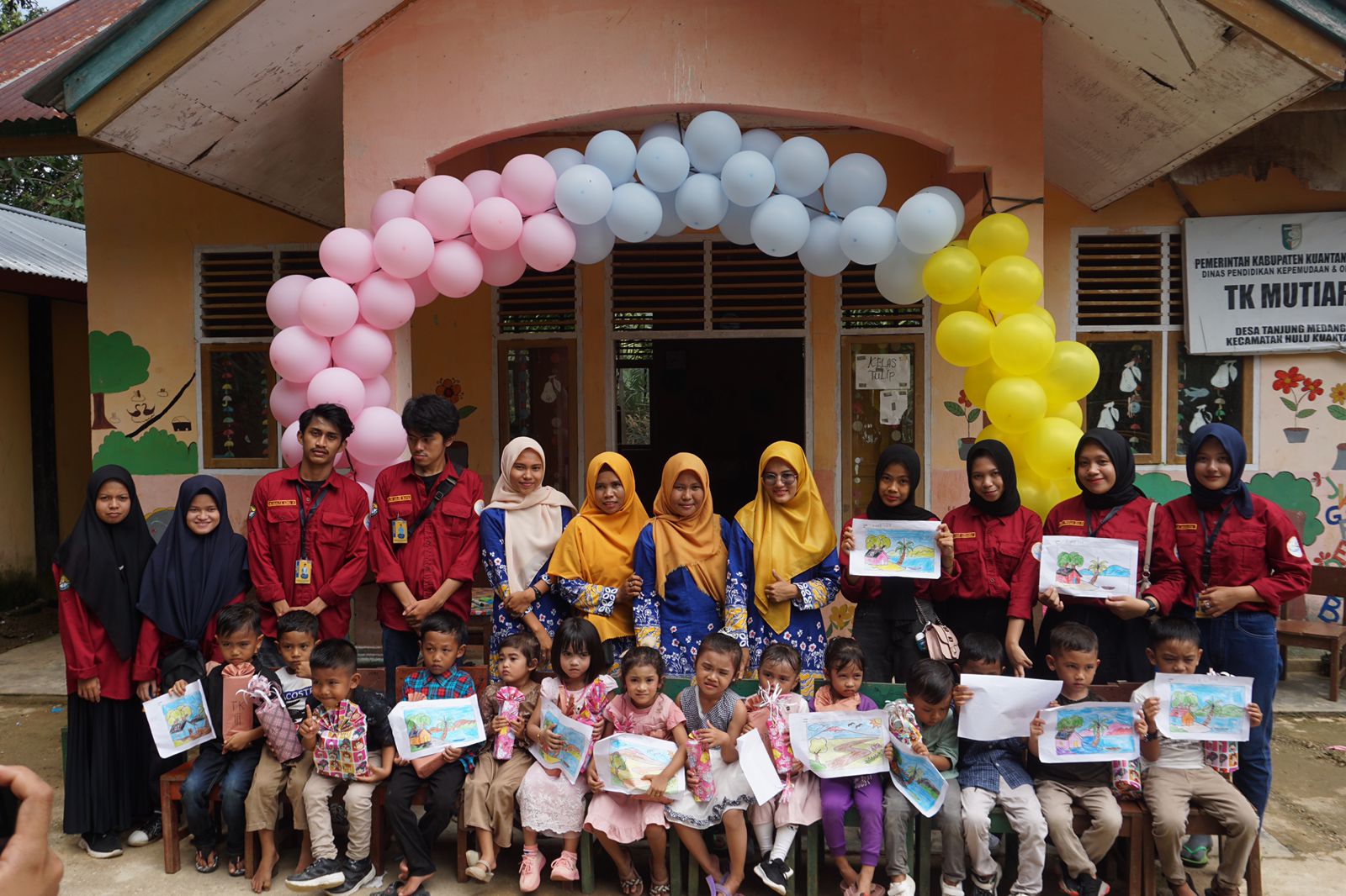 Mahasiswa KKN UNRI Gelar Lomba Mewarnai PAUD & TK di Desa Tanjung Medang Untuk Peringati HAN