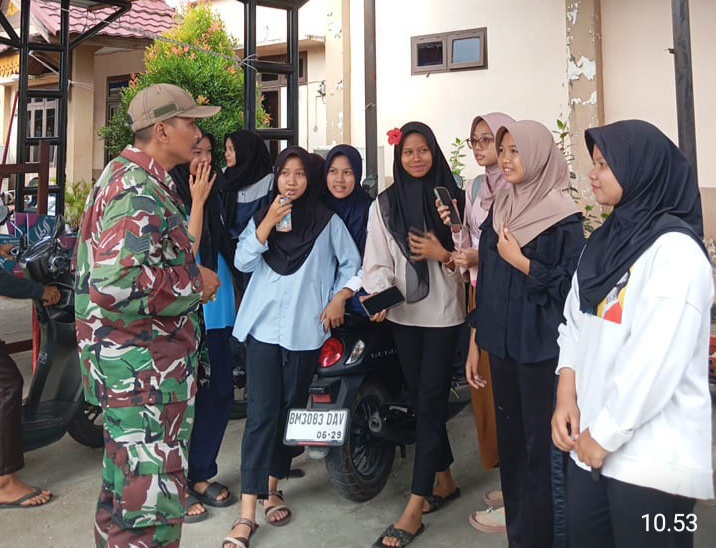 Danpos Ramil Talang Muandau Serma Suprapto, Berikan Penyuluhan Pancasila Kepada Siswa SMP, Kampung Pancasila