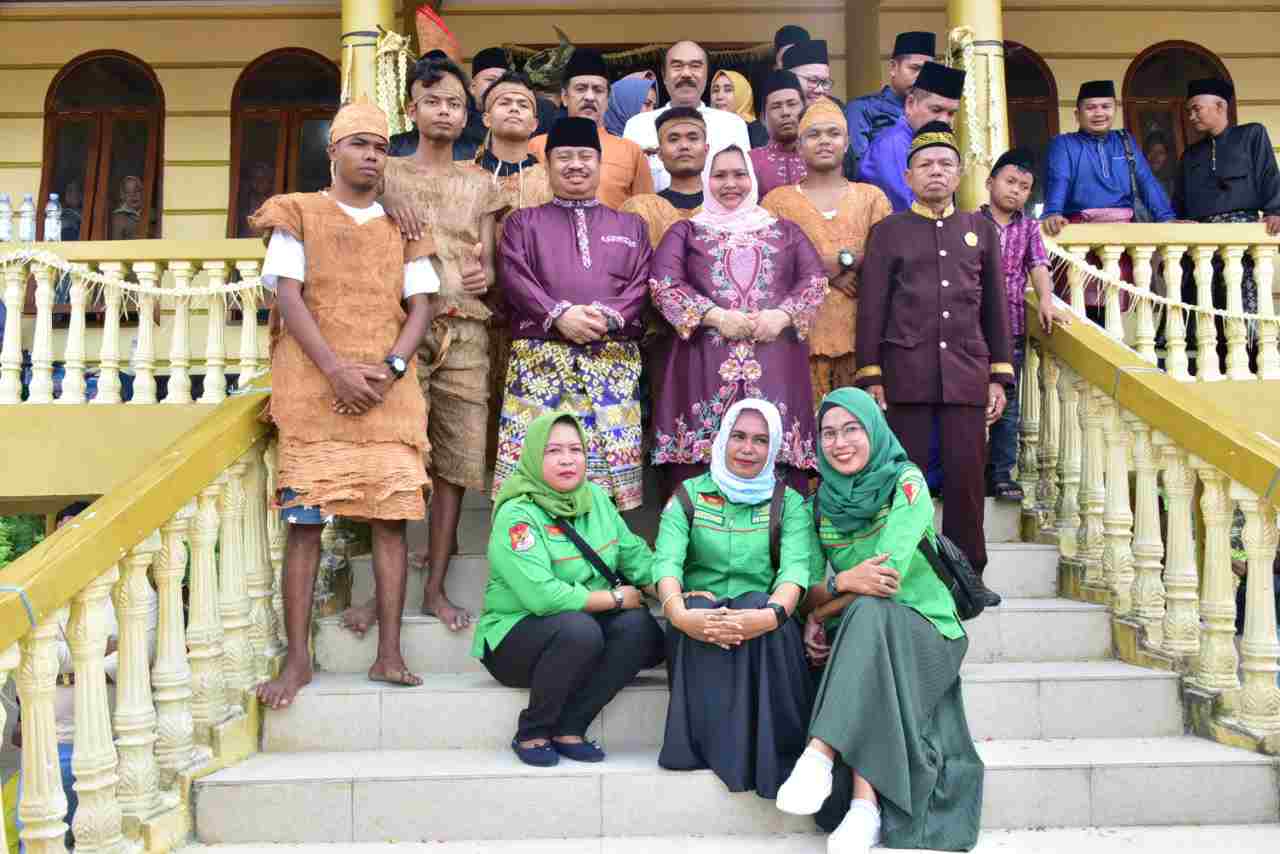Bupati Bengkalis Resmikan Rumah Adat Suku Sakai