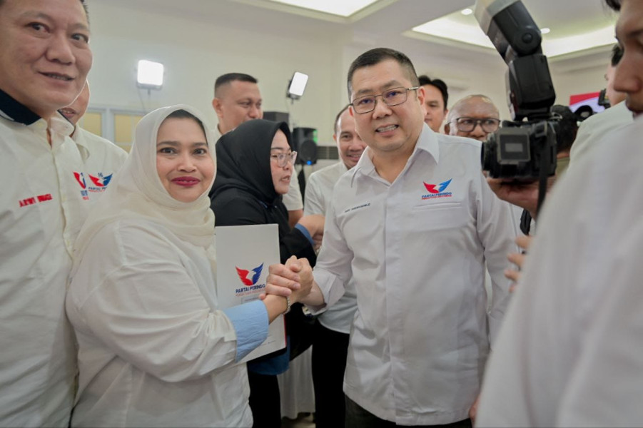 Dukungan Terus Mengalir ke Kasmarni, Perindo Berikan Surat Rekomendasi