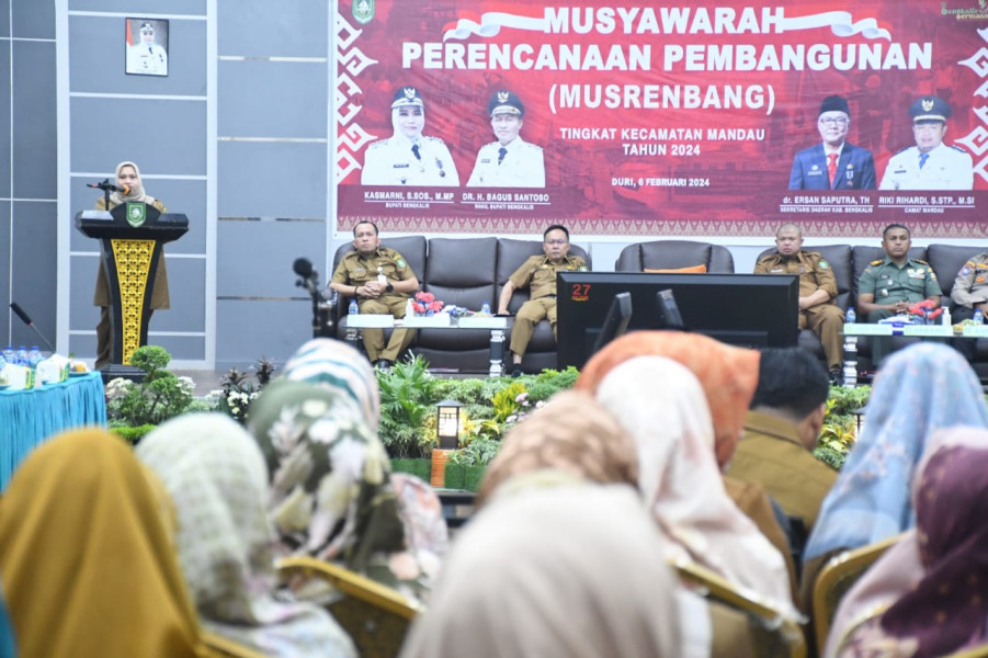 Buka Musrenbang Kecamatan Mandau, Bupati Kasmarni Sampaikan Peningkatan Jalan Masih Prioritas