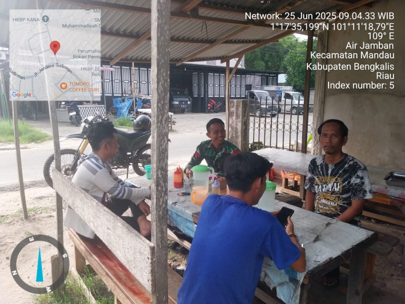 Babinsa Pratu DN. Simanungkalit Berikan Penyuluhan Pancasila Kepada Warga Mandau Kampung Pancasila