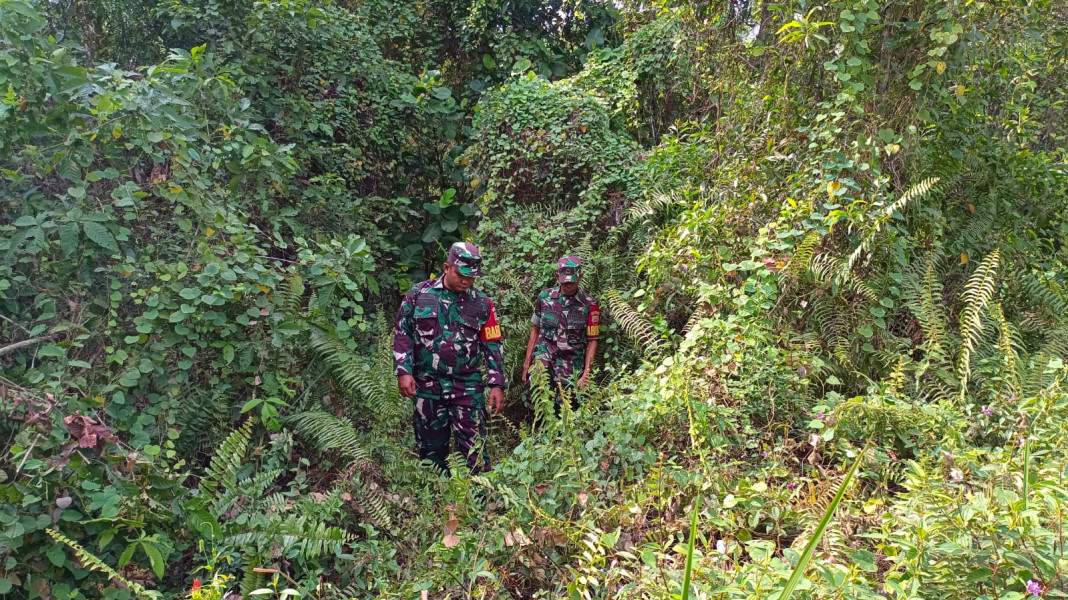 Terus Laksanakan Patroli, Babinsa Koramil 03/Mandau Sertu Roy Pardomuan di Dusun Muajo Lelo Pinggir