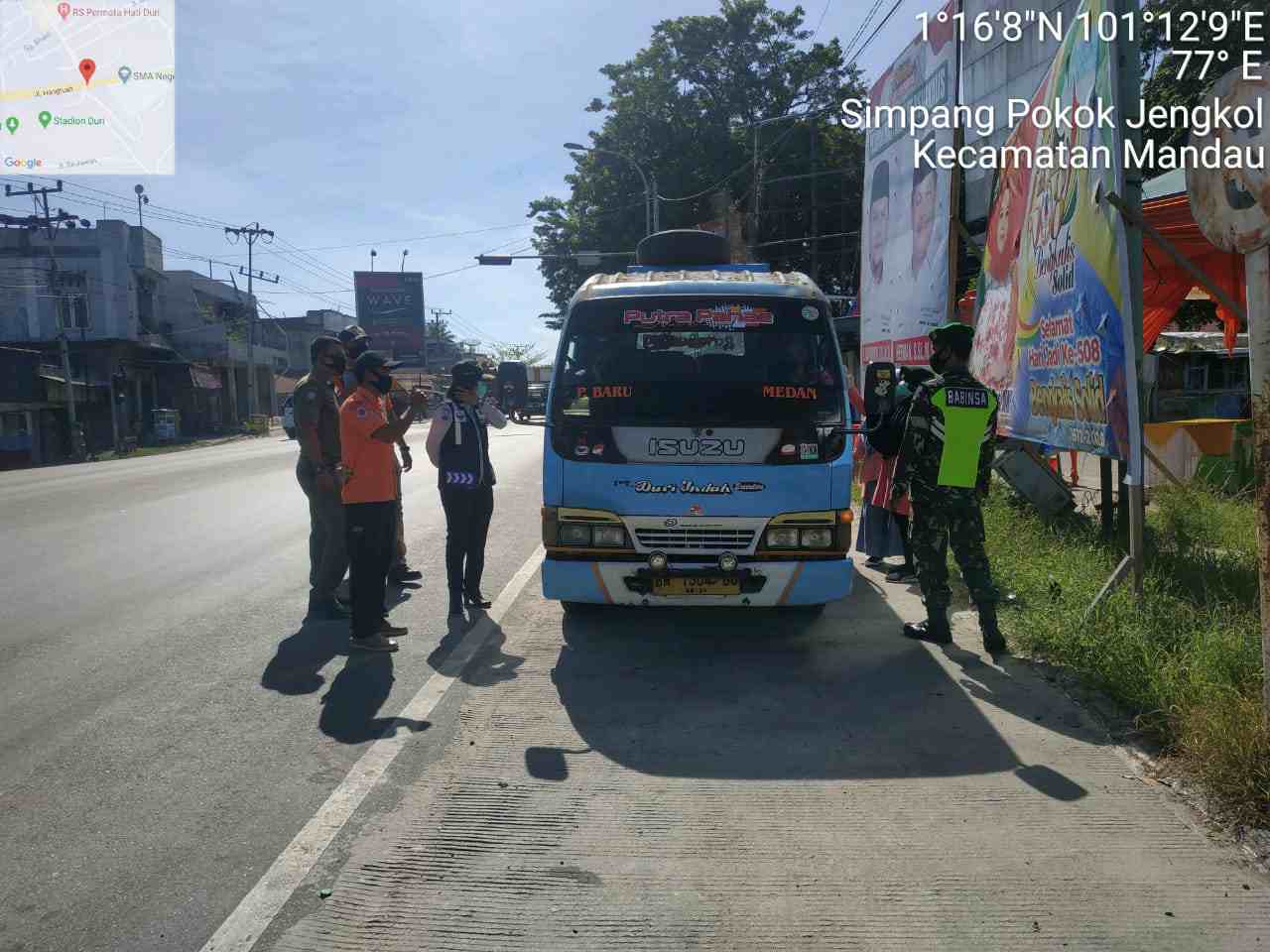 Tim Gabungan Cek Warga Yang Melintas di Pos Cek Point Pokok Jengkol Akan diperiksa