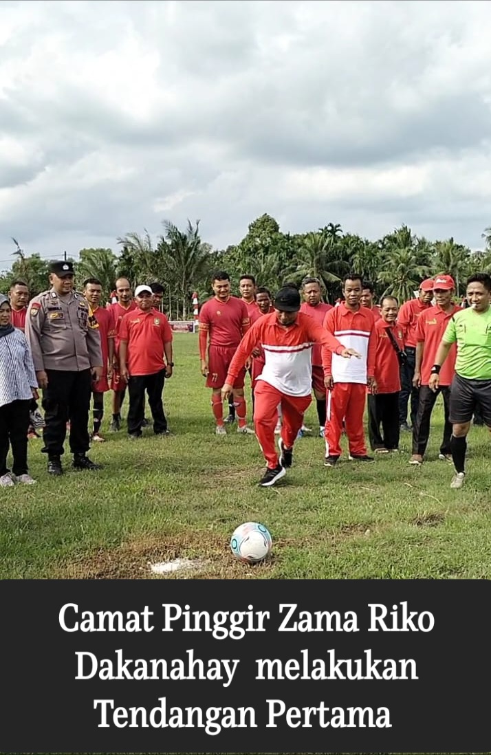 Turnamen Sepak Bola Desa Semunai Cup I Tahun 2023, Resmi Dibuka Camat Pinggir
