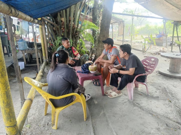 Babinsa Sertu F. Sihotang Berikan Penyuluhan Pancasila Kepada Warga Kelurahan Batang Serosa