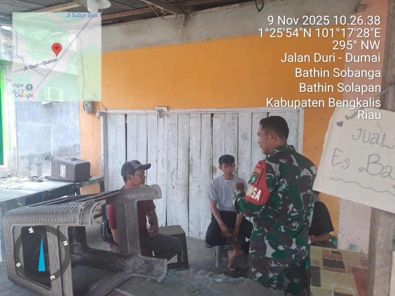 Babinsa Sertu Joni R., Berikan Penyuluhan Pancasila Kepada Warga Desa Kesumbo Ampai