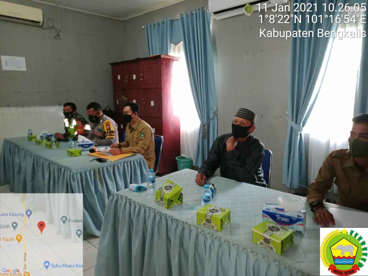 Babinsa Koramil 04/Mandau Ikuti Rapat Perbaikan Jalan Bhatin Tarak, Muara Basung