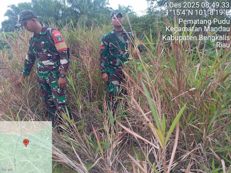 Babinsa Pelda Suprapto, Praka Indro Sinaga, Pratu Daniel Patroli Karhutla di Pematang Pudu, Mandau