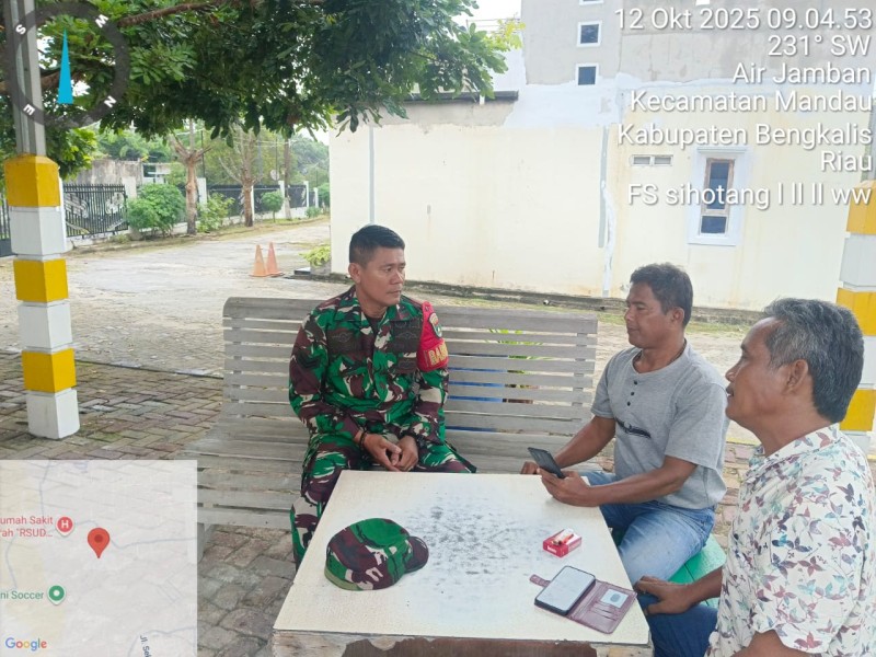 Babinsa Sertu Firman Sihotang Berikan Penyuluhan Pancasila Kepada warga Kecamatan Mandau, Kampung Pancasila