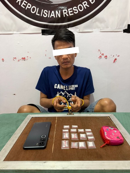 D, Warga Jalan Aman Diborgol, Kedapatan Simpan Sabu Dalam Dompet Pink