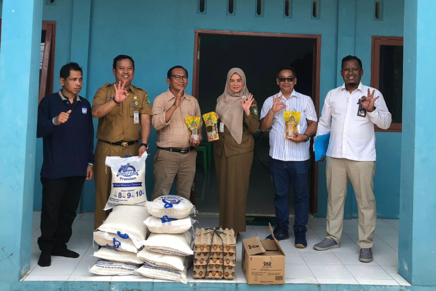 Bupati Bengkalis Serahkan Bantuan Sembako di Dua Panti Asuhan