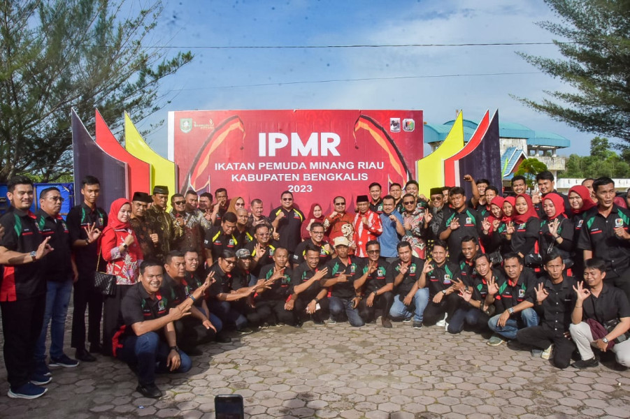 Dinahkodai Alga Viqky Azmi, Bupati Bengkalis Harapkan IPMR Sinergi Bersama Bangun Negeri