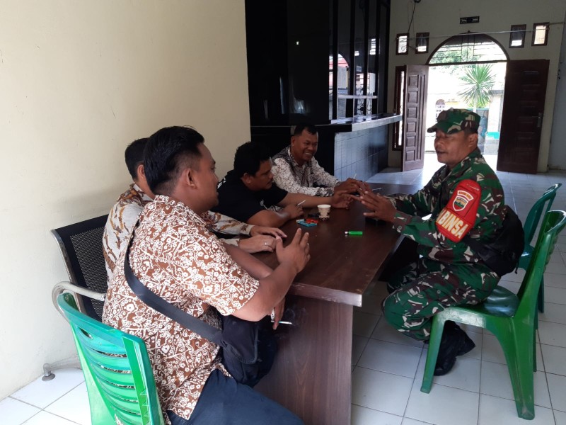 Babinsa Serma N. Saragih Berikan Pemahaman Pancasila Kepada Warga Desa Tengganau