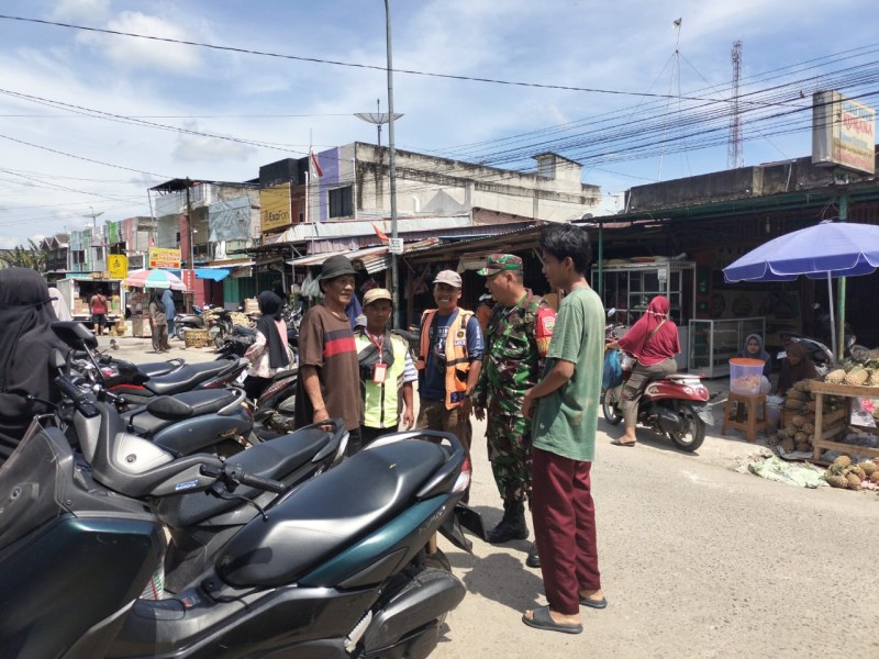 Babinsa Sertu AT. Silaban Berikan Penyuluhan Pancasila Kepada siswa Desa Pinggir, Kampung Pancasila