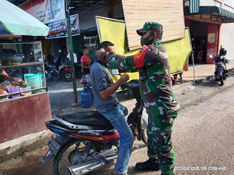 Serma Sutrisno, Sertu Roy Pardomuan dan Koptu ML. Silaban Himbau Protkes di Jalan Sudirman