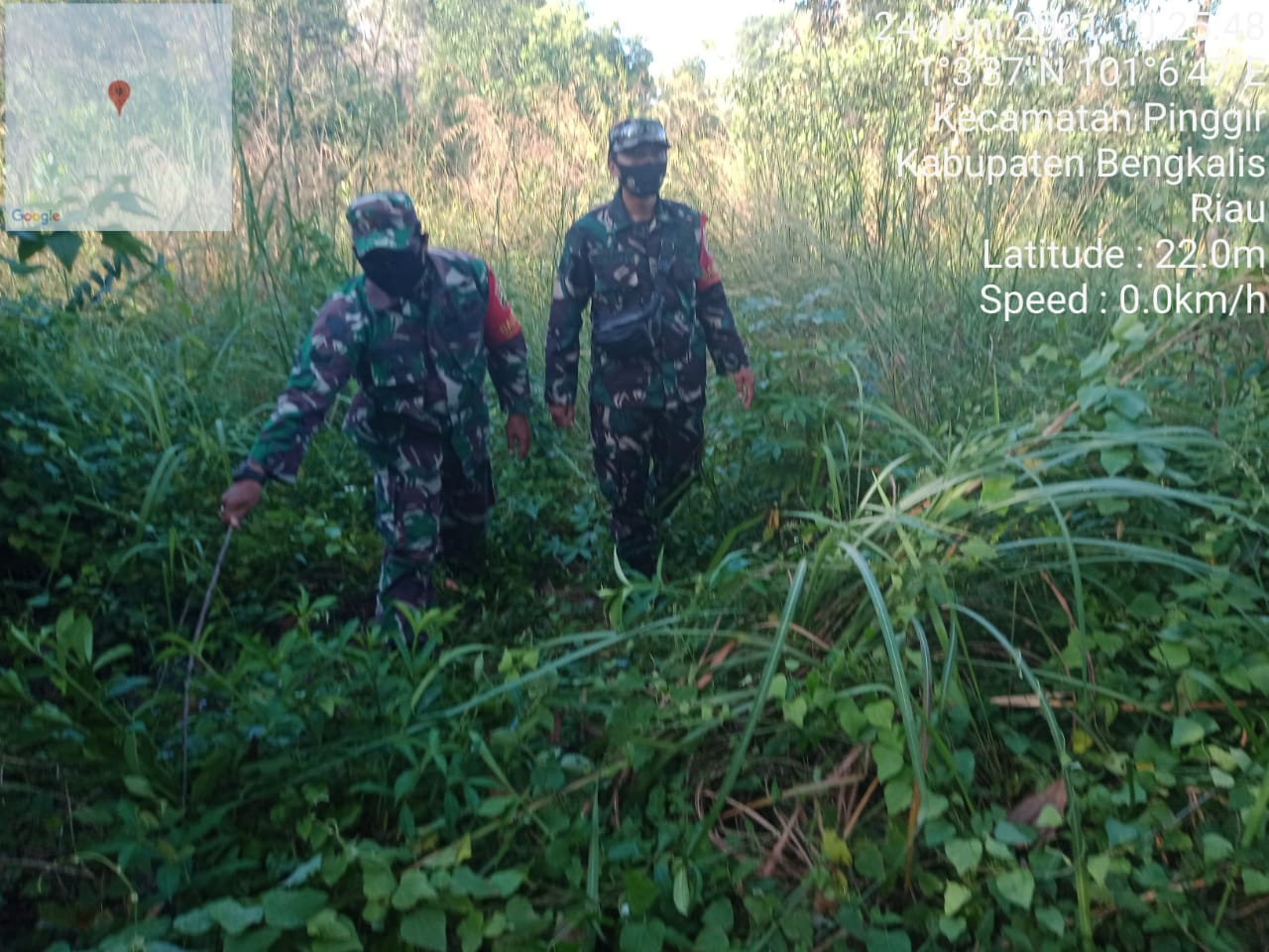 Serma Suprapto Patroli Titik Hot Spot di Desa Pangkalan Libut Menuju Desa Sungai Meranti